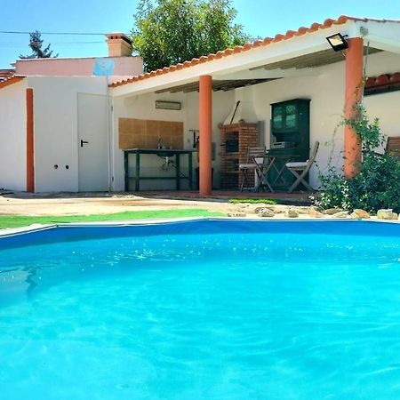 Suite In A Rustic House With Swimming Pool セシンブラ エクステリア 写真